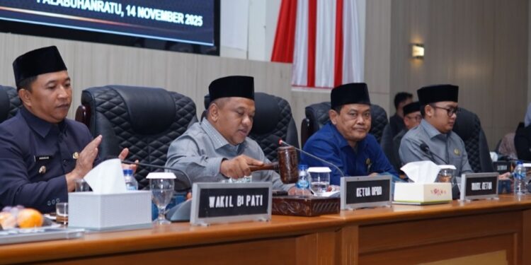 Rapat Paripurna ke-42 DPRD Sukabumi Fokuskan Pembahasan Raperda Kebakaran dan Penetapan Komisi II