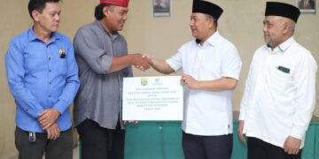 Wakil Bupati Serahkan Rumah Layak Huni kepada Penerima Manfaat di Desa Jayabakti, Cidahu
