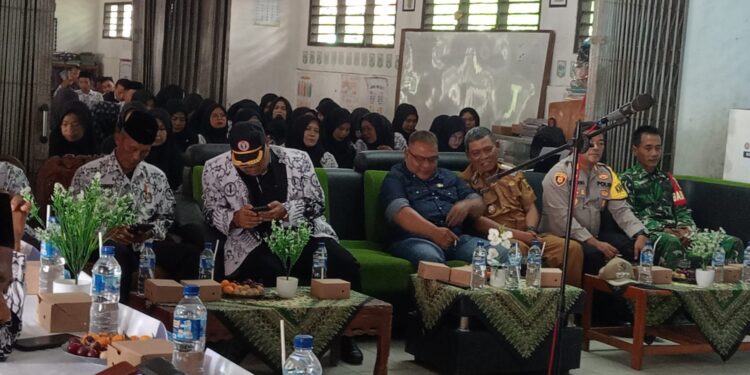 PGRI Ciemas Mantapkan Transformasi: Pengurus Baru Dilantik, Siap Tingkatkan Kompetensi Guru dan Kesejahteraan Pendidik