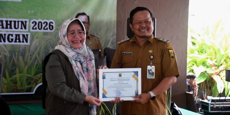 CAPAI SWASEMBADA PANGAN 2025, PRODUKSI PANGAN KAB SUKABUMI PERINGKAT DUA NASIONAL