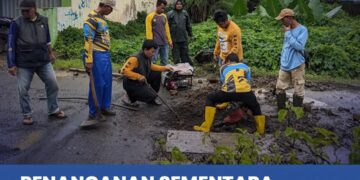 UPTD PU Jampangkulon Pasang Plat Beton, Solusi Sementara Cegah Kecelakaan