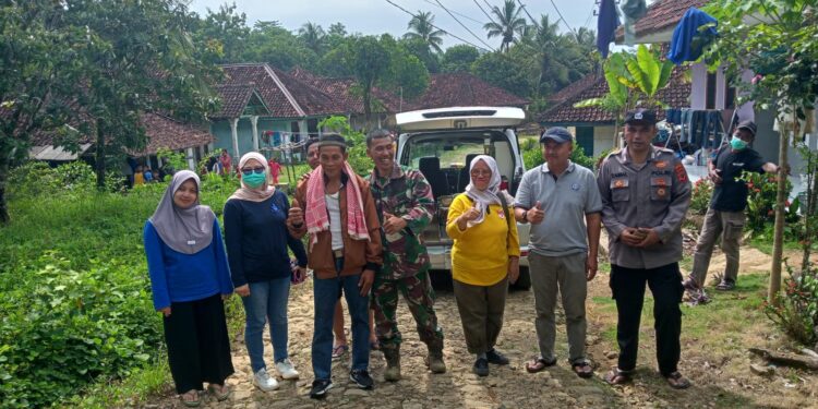 Polsek Ciemas Bersama Muspika Gelar Pendampingan ODGJ dan Himbauan Harkamtibmas di Desa Mandrajaya
