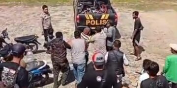 Polsek Ciracap Evakuasi Terduga Pelaku Pencurian Uang di Desa Ujunggenteng
