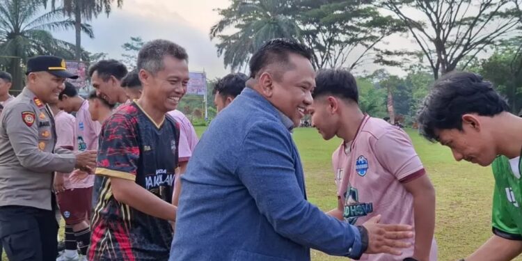 Ketua DPRD Sukabumi Buka Open Turnamen Pemuda Pakidulan Cup di Sagaranten