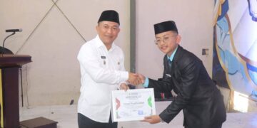 Hadiri Wisuda Santri Ponpes Assalam Putra, Wabup Dorong Pendalaman Sains dan Teknologi