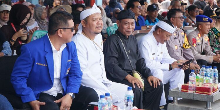 Ribuan Warga Meriahkan Syukuran Nelayan Cisolok ke-29, Wujud Syukur atas Sumber Kehidupan