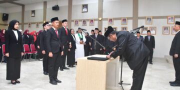 Kukuhkan Sekda, Bupati Pastikan Kebijakan Kepegawaian Berlandaskan Sistem Merit, Kompetensi, dan Kinerja