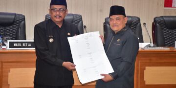 Paripurna DPRD, Pertanggungjawaban Pelaksanaan APBD 2025 Siap Ditetapkan Menjadi Perda