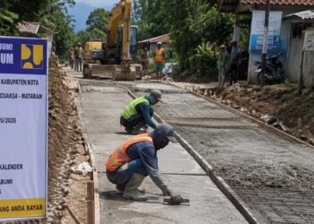Usai Paket Pertama Rampung, Perbaikan Jalan Cijaksa–Mataram Berlanjut