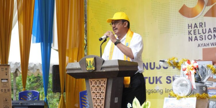 HARGANAS KE 33, BUPATI TEGASKAN KELUARGA ADALAH FONDASI UTAMA MEMBANGUN SUMBERDAYA MANUSIA