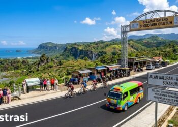 Dongkrak Akses Pariwisata Geopark Ciletuh, Dinas PU Sukabumi Rampungkan Pengaspalan Jalan Waluran–Malingping
