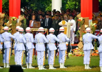 HUT ke-81 RI, Dedi Mulyadi Minta Maaf: Masih Ada 80 Ribu Warga Jabar Belum Nikmati Listrik