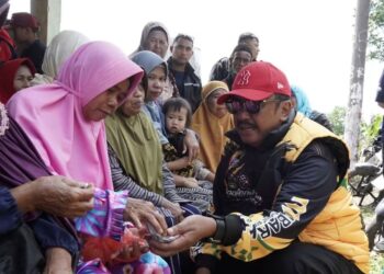 Bakti Sosial Jadi Prioritas, Bupati Semarakkan Rangkaian Ngalongok Dulur di Lembur