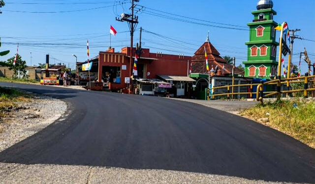 Dinas PU Realisasikan Pengaspalan Jalan Tenjoayu–Purwasari, Nilai Proyek Rp377 Juta