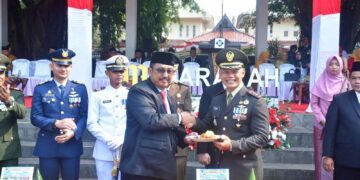 Hadiri upacara HUT ke-81 TNI, Bupati dorong penguatan sinergitas dengan masyarakat
